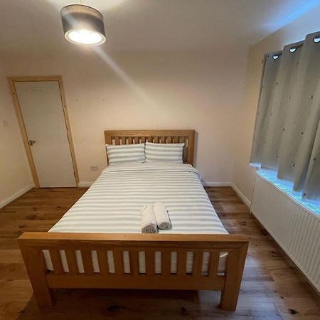 Daisy Appartement Whetstone Buitenkant foto