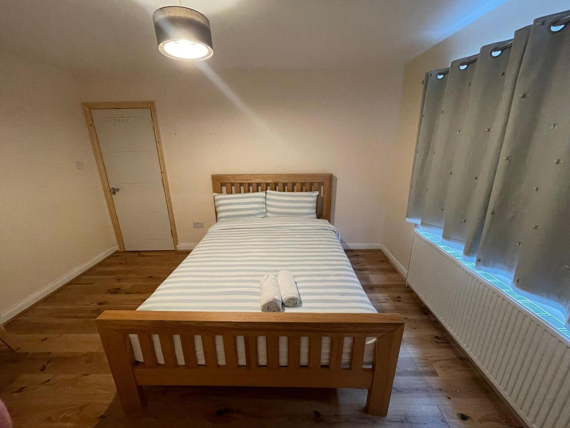 Daisy Appartement Whetstone Buitenkant foto